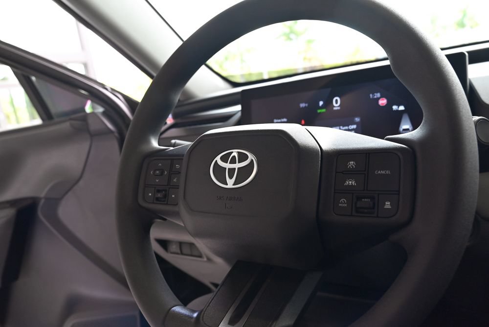 Used 2026 Toyota RAV4 LE FWD image 42