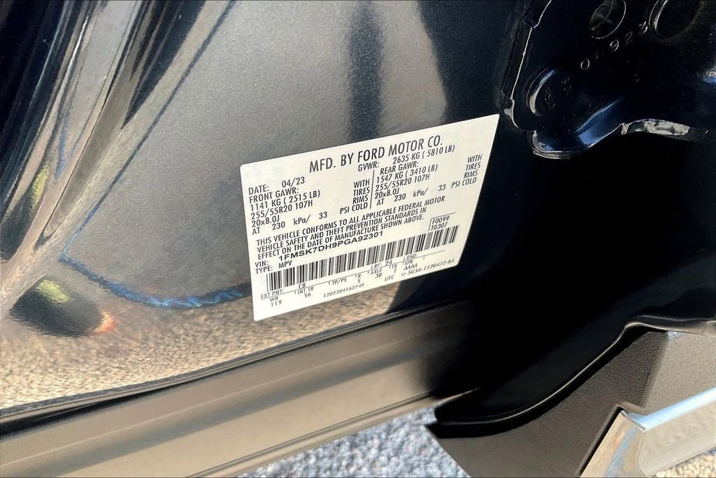Used 2023 Ford Explorer XLT w/ Equipment Group 202A image 19