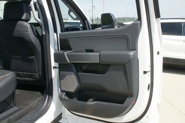 New 2026 Ford F250 Lariat image 38