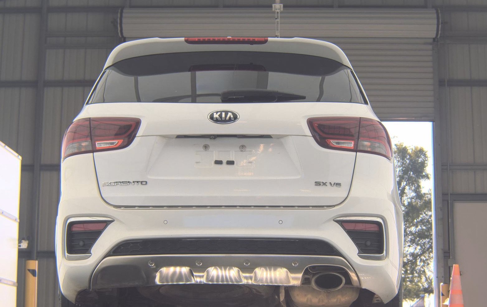 Used 2019 Kia Sorento SX FWD image 4
