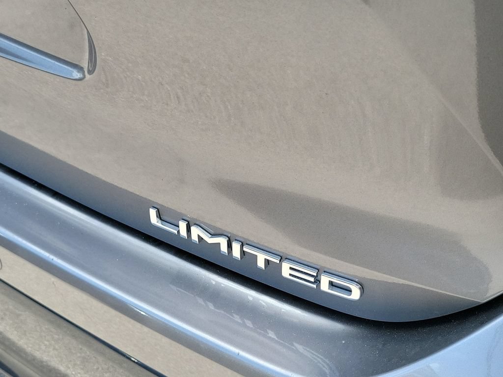 Certified 2026 Toyota Highlander Limited AWD/4WD image 8