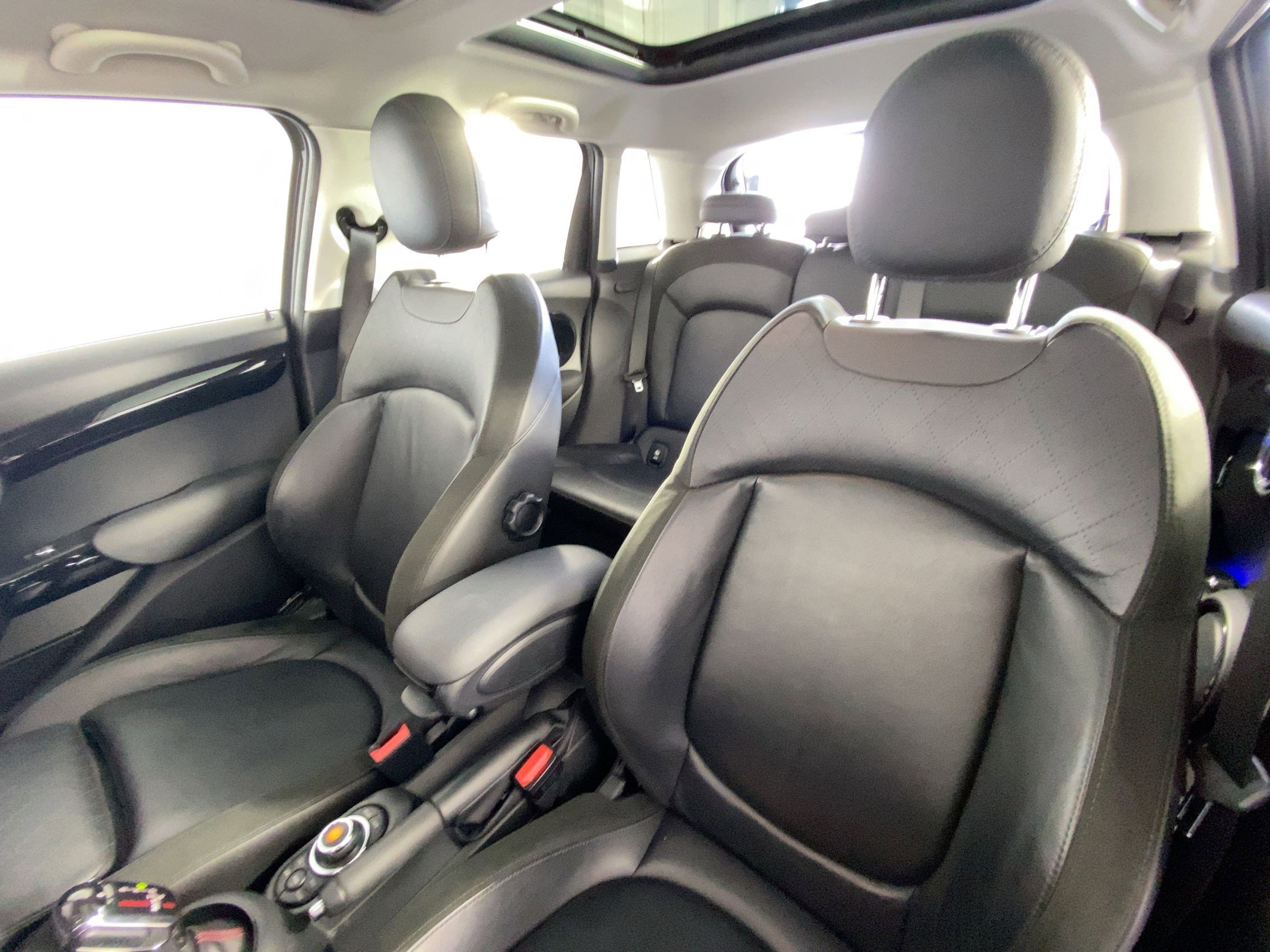 Used 2020 MINI Cooper S w/ Signature Upholstery Package image 22