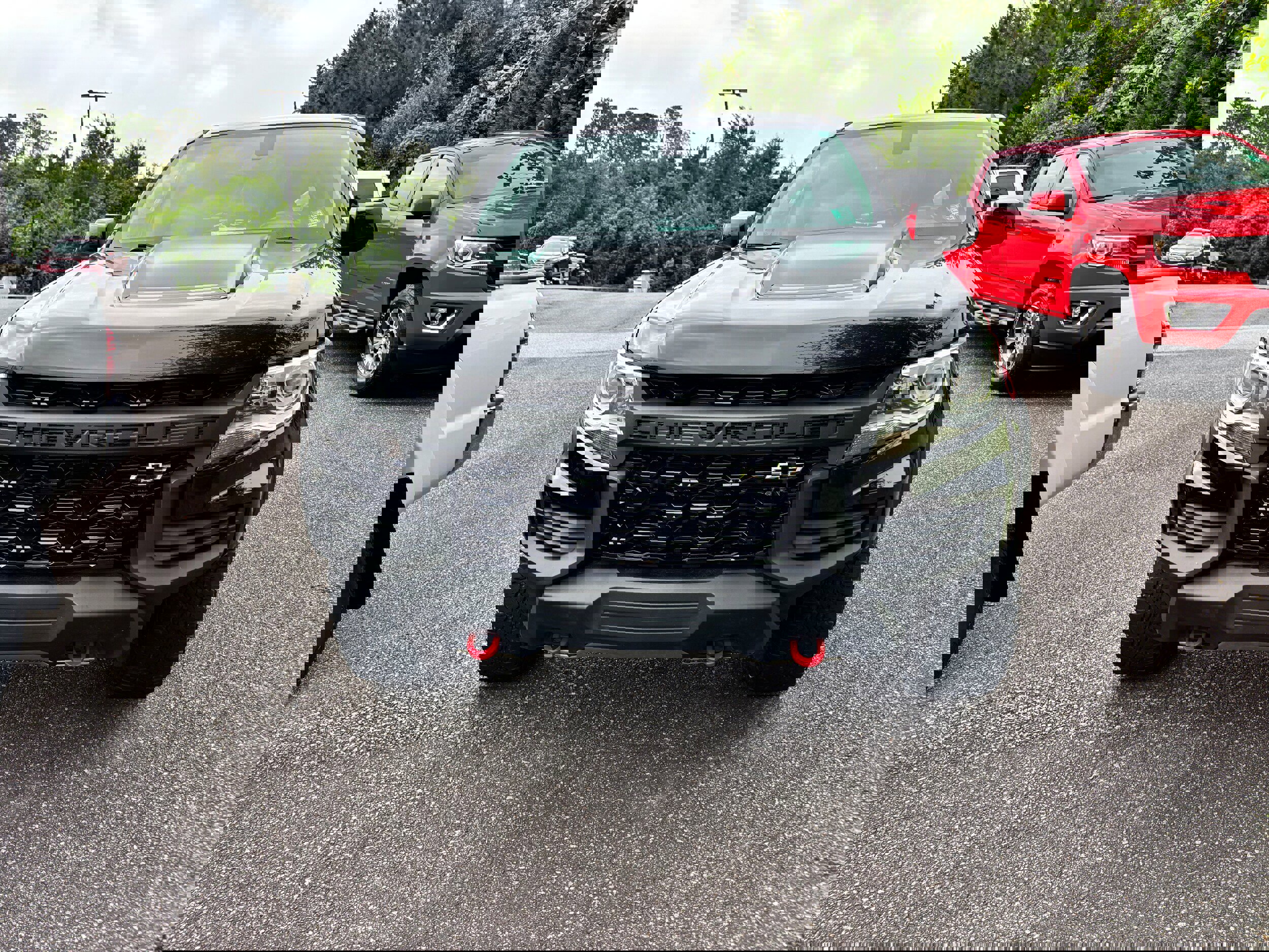 Used 2022 Chevrolet Colorado ZR2 image 2