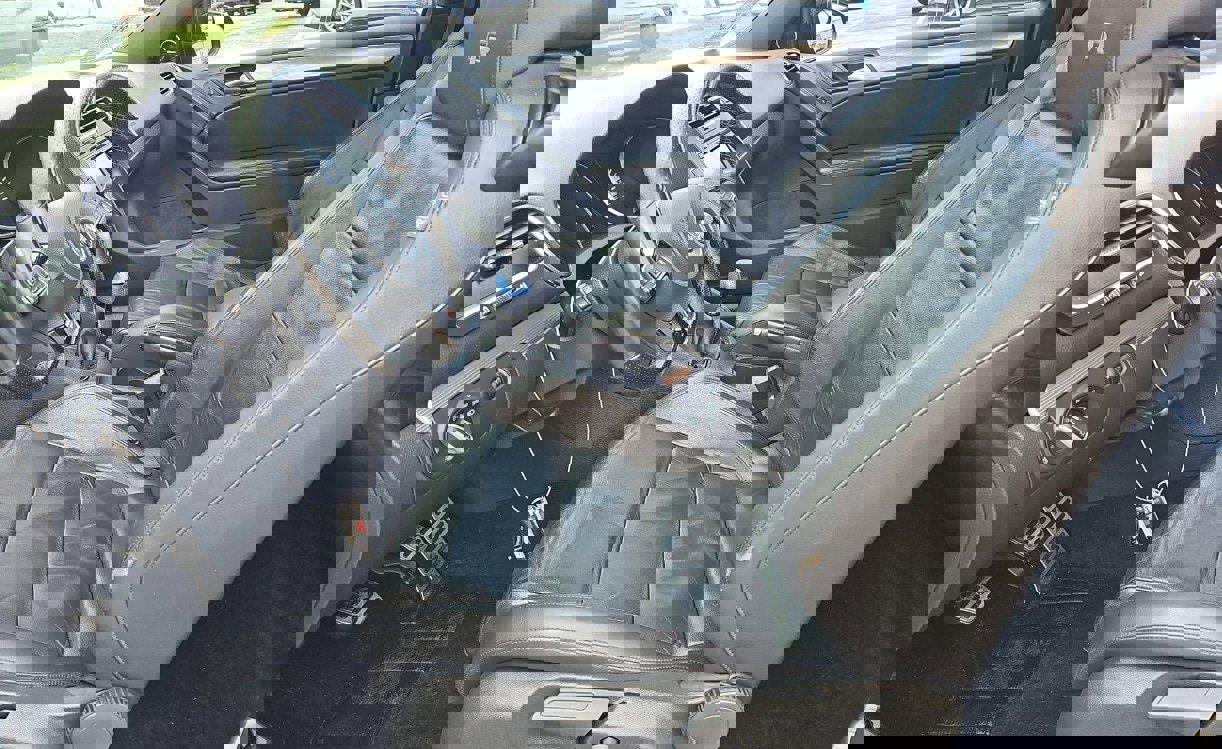 Used 2012 Volkswagen Golf R 2-Door image 3