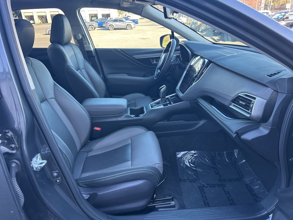 Used 2024 Subaru Outback Onyx Edition image 16