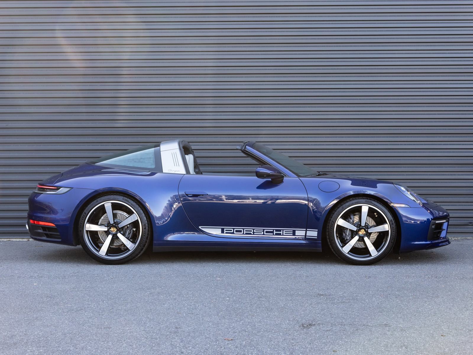 Certified 2024 Porsche 911 Targa 4 image 9