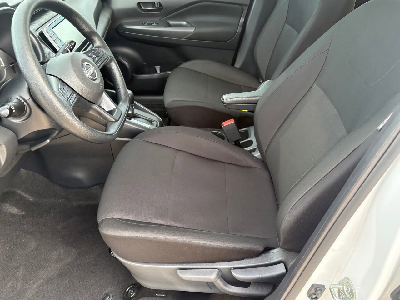 Certified 2025 Nissan Kicks Play S FWD image 31