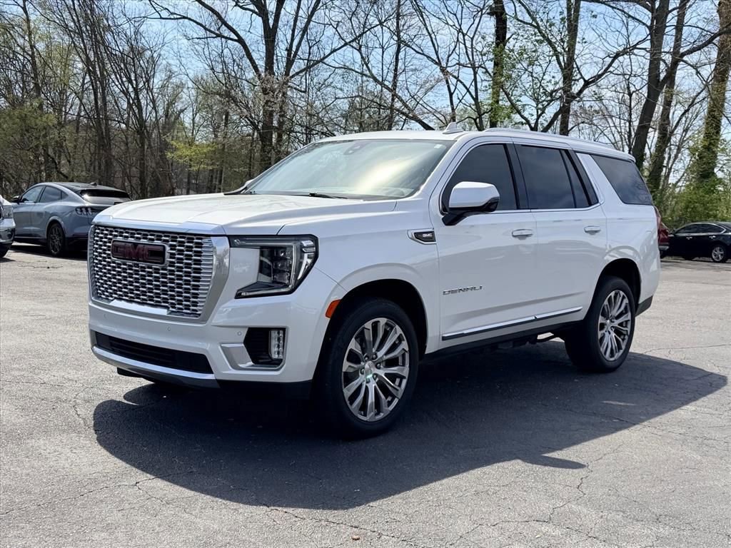 Used 2021 GMC Yukon Denali w/ LPO, Illumination Package image 8