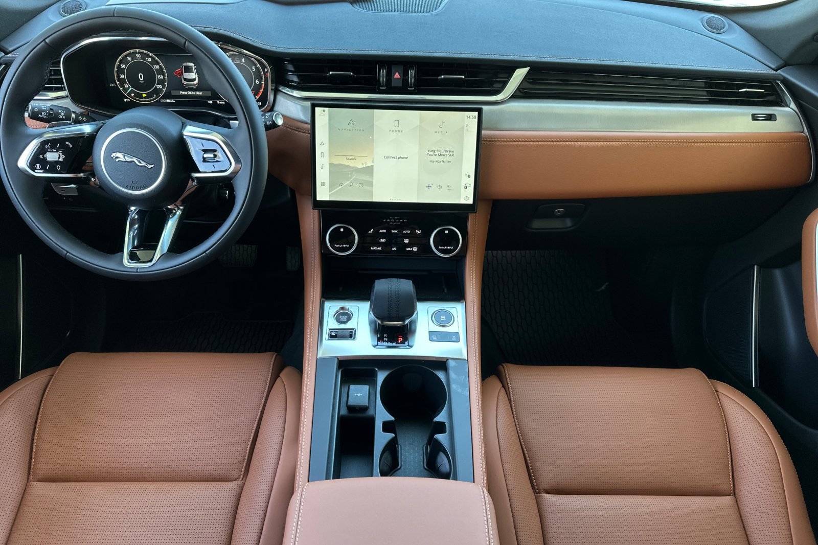 New 2026 Jaguar F-PACE R-Dynamic S image 12