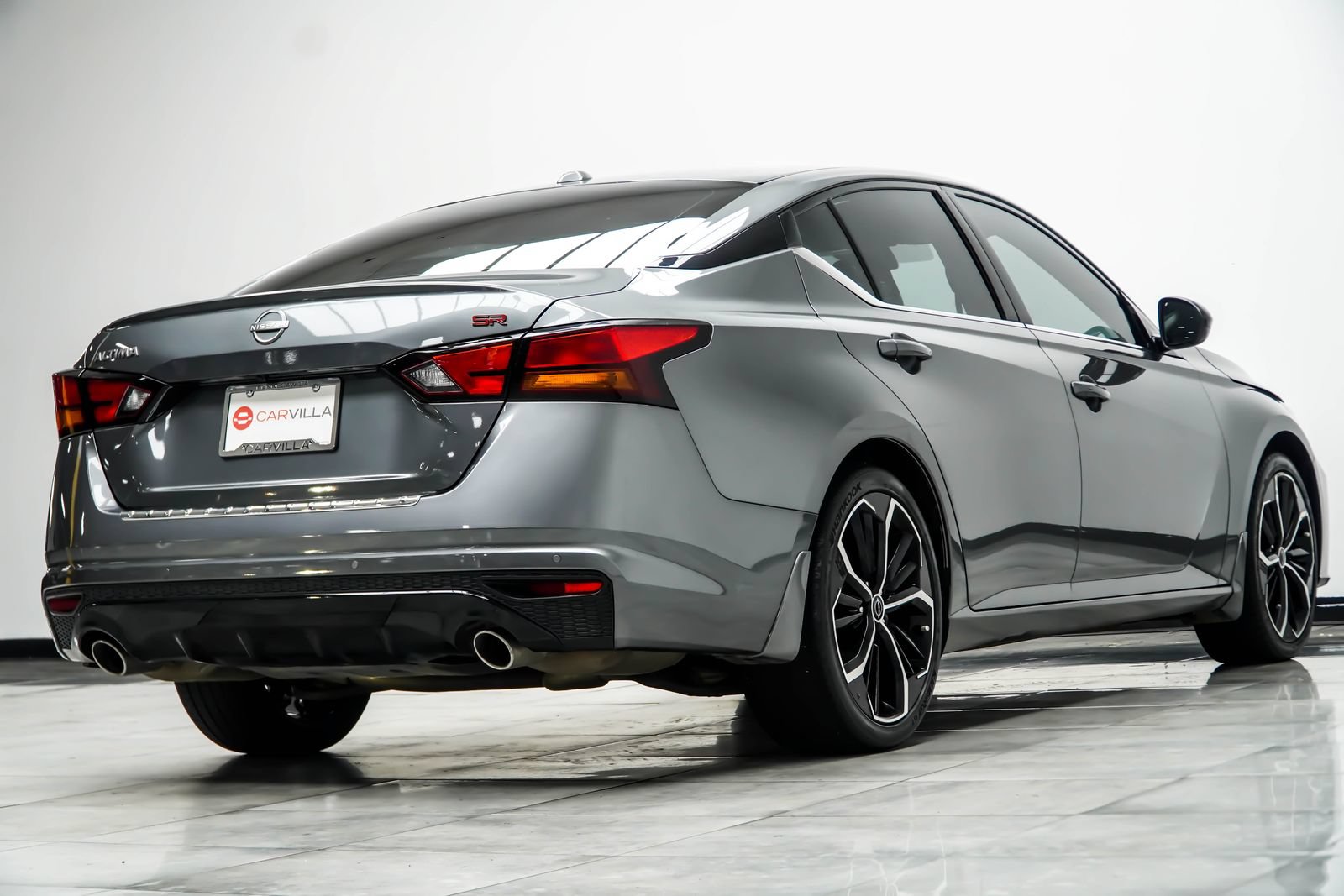 Used 2023 Nissan Altima 2.5 SR w/ SR Premium Package FWD image 14