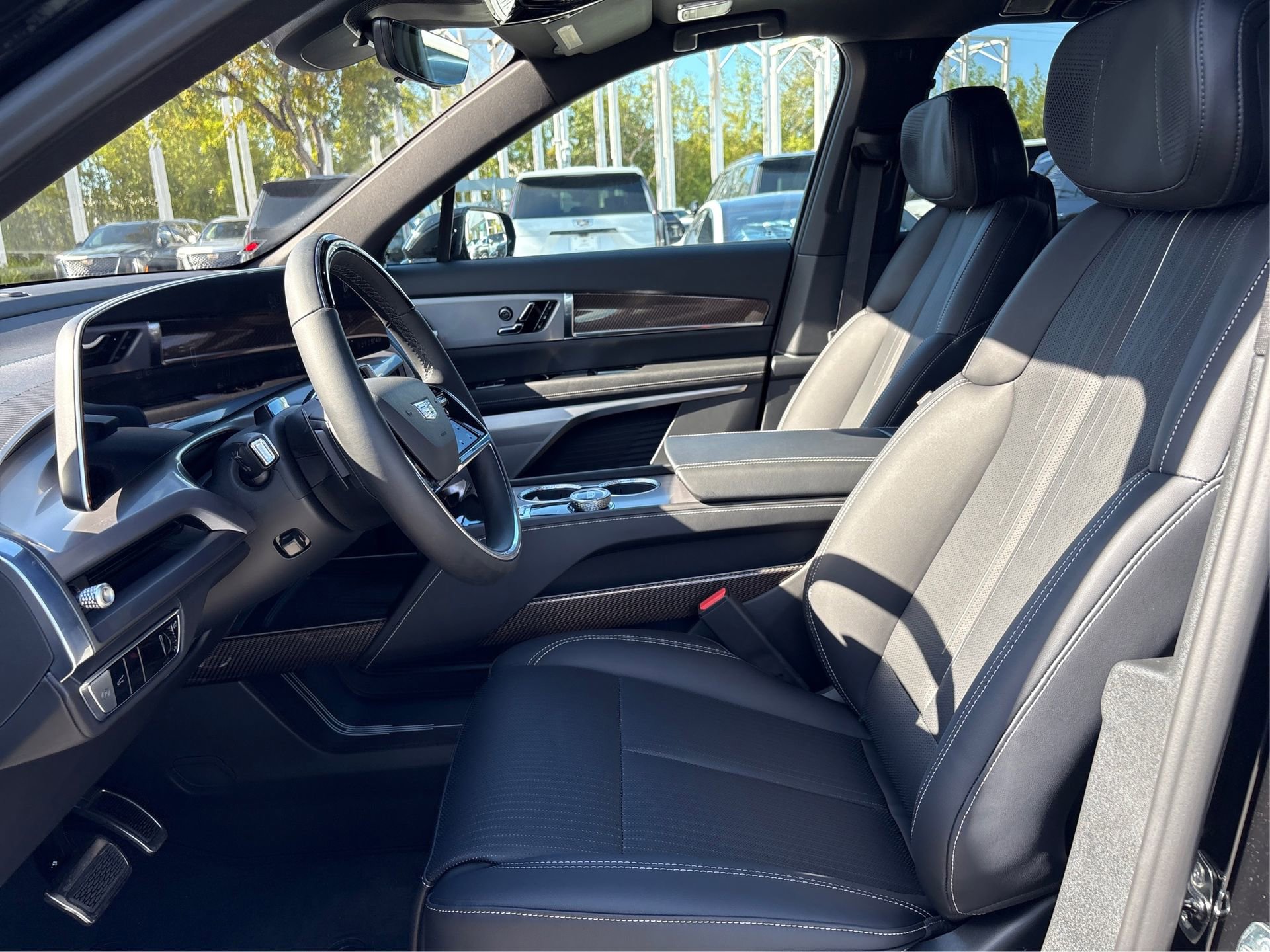 New 2026 Cadillac Vistiq Luxury image 9