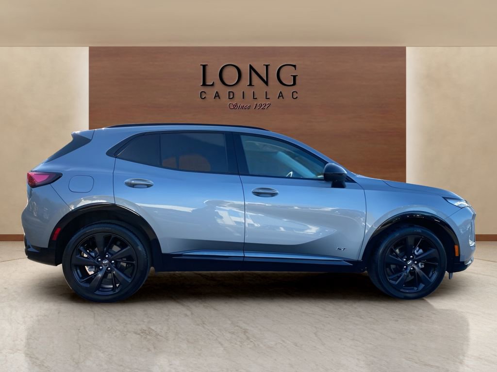 Used 2025 Buick Envision Sport Touring image 6