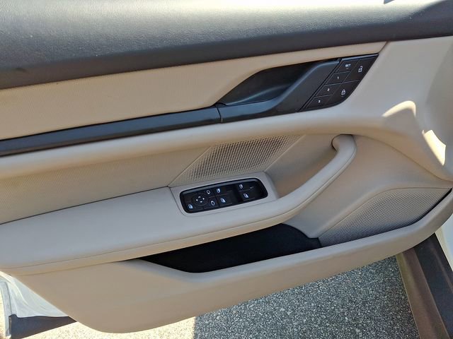 Used 2023 Porsche Taycan RWD image 14