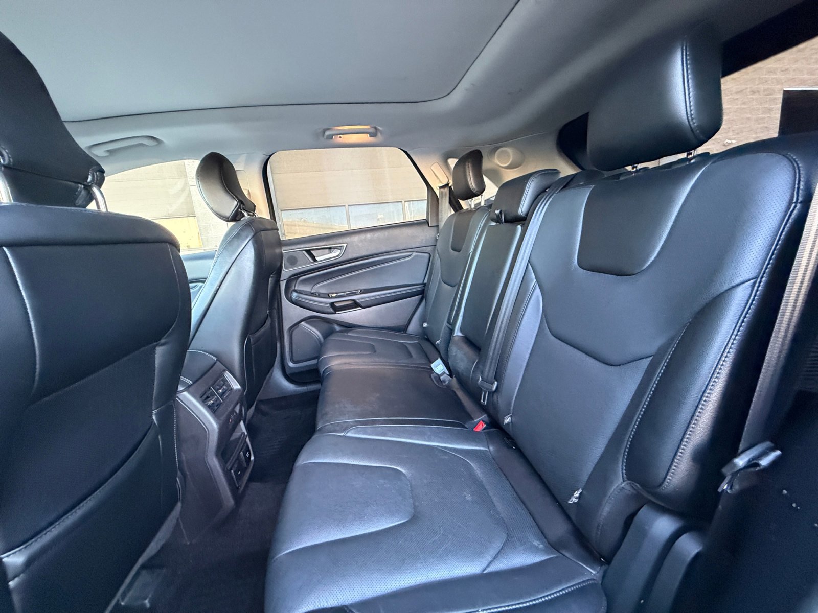 Used 2017 Ford Edge Titanium w/ Equipment Group 301A image 17