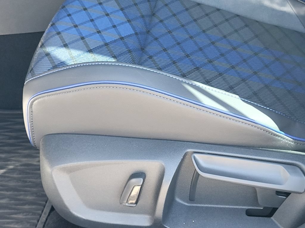 New 2026 Volkswagen Golf w/ Euro Style Package AWD/4WD image 6