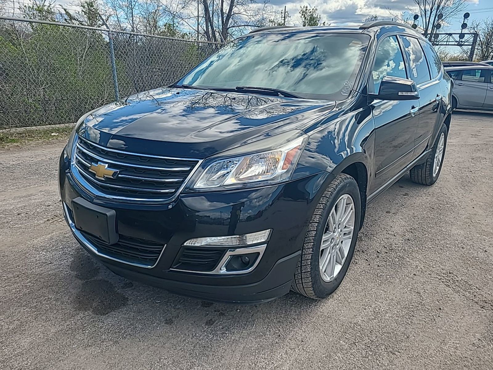 Used 2015 Chevrolet Traverse LT AWD/4WD image 1