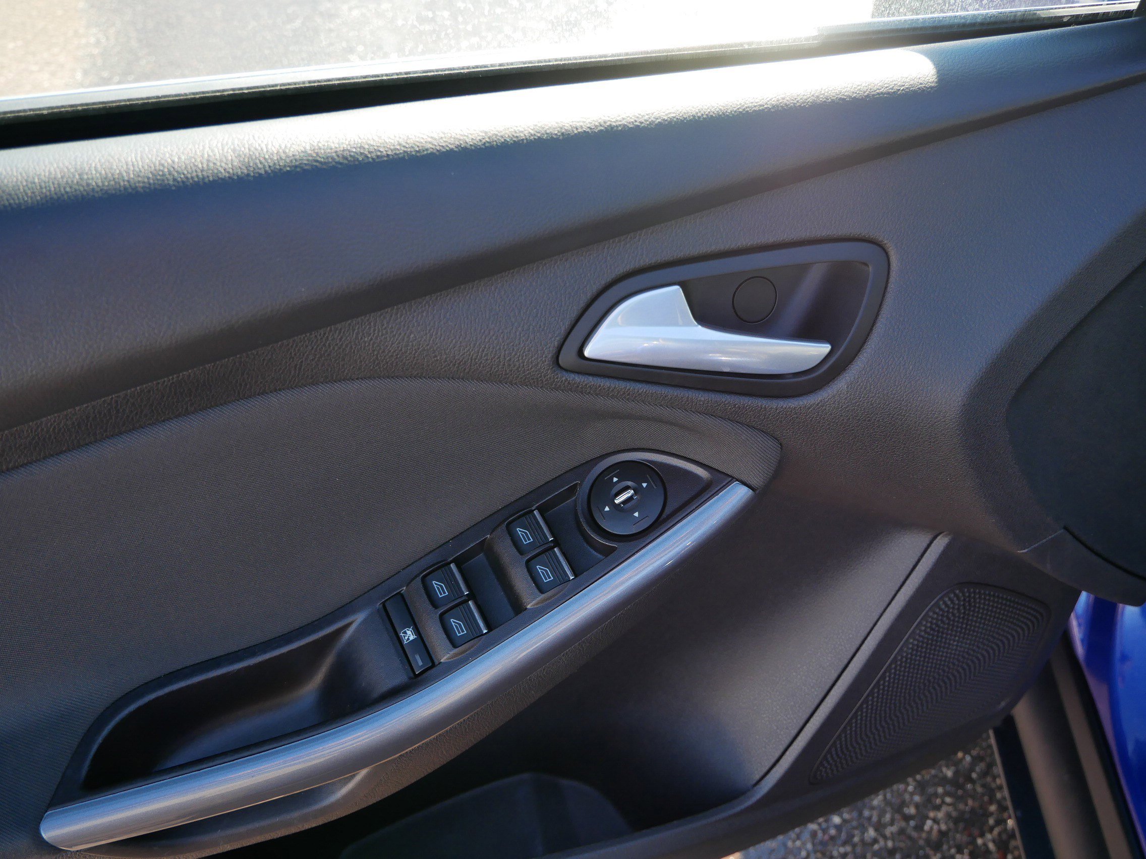 Used 2013 Ford Focus Titanium image 20