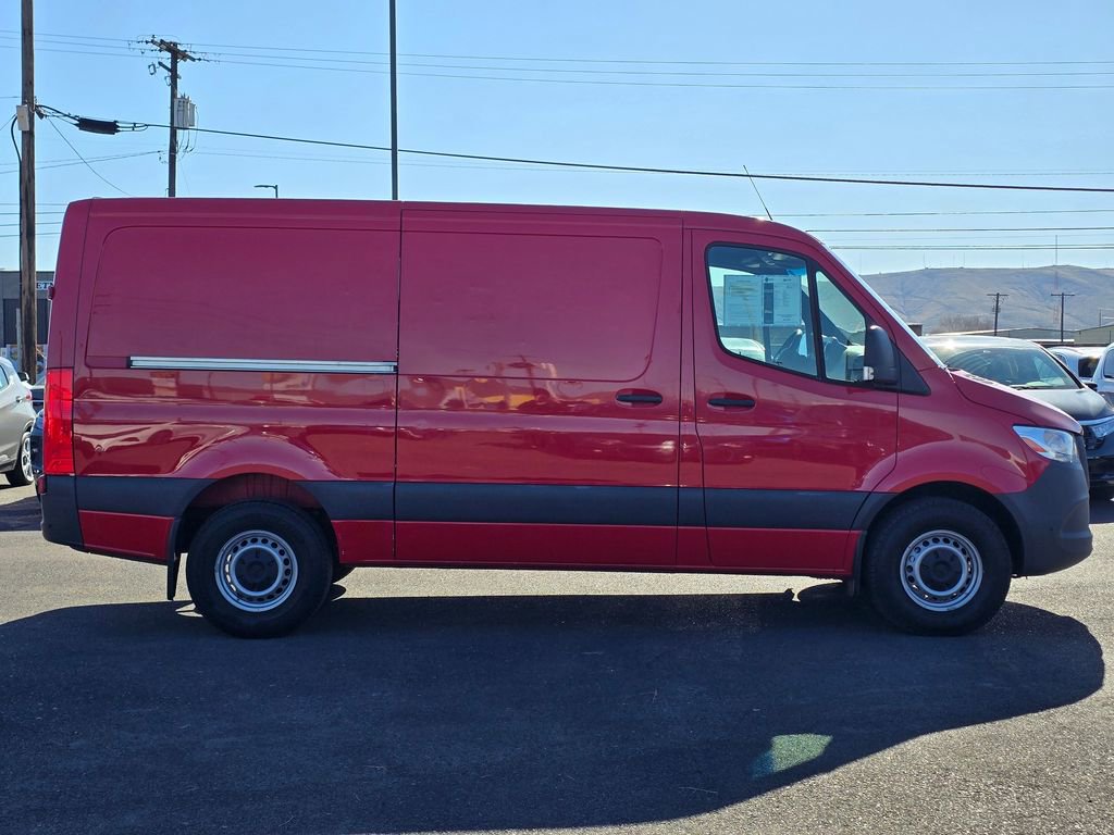Used 2022 Mercedes-Benz Sprinter 2500 image 6