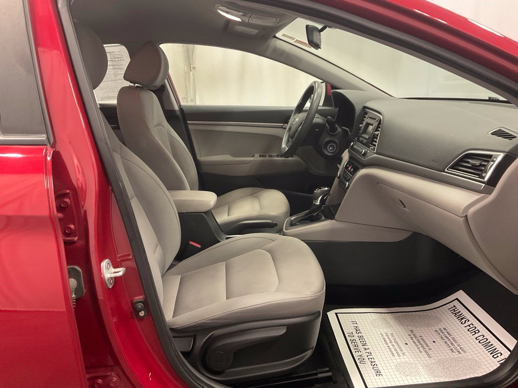 Used 2017 Hyundai Elantra SE FWD image 32