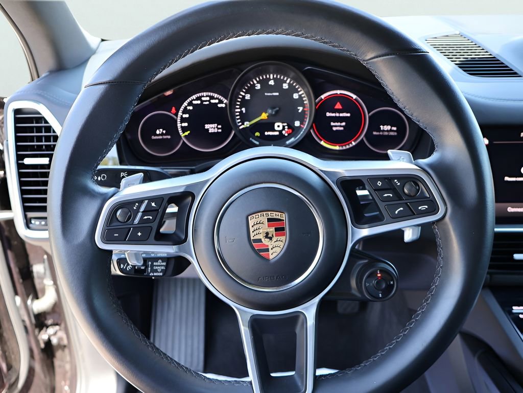 Used 2022 Porsche Cayenne Platinum Edition AWD/4WD image 29