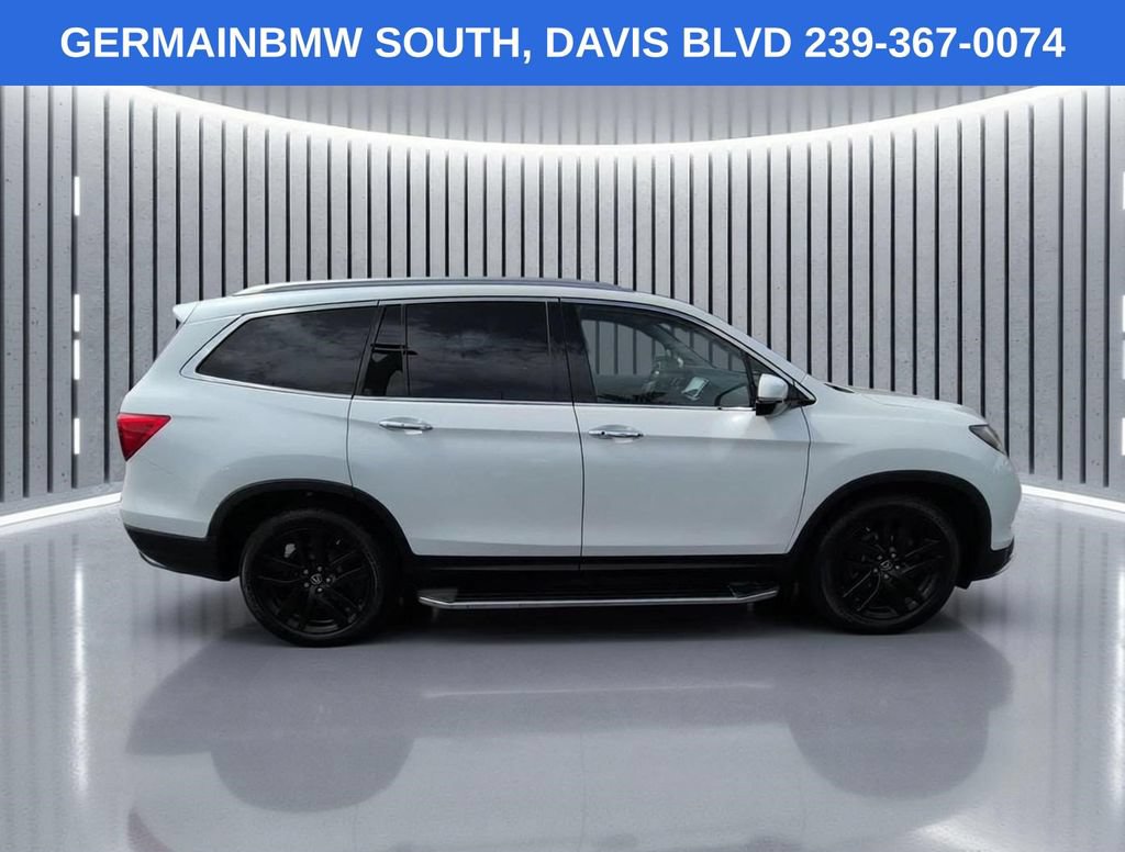 Used 2017 Honda Pilot Elite image 4