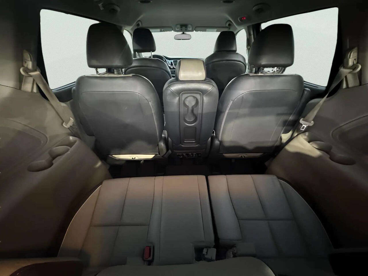 Used 2016 Kia Sedona EX image 12