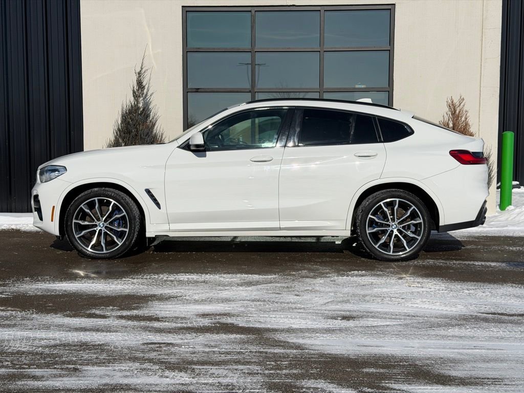 Used 2021 BMW X4 xDrive30i image 2
