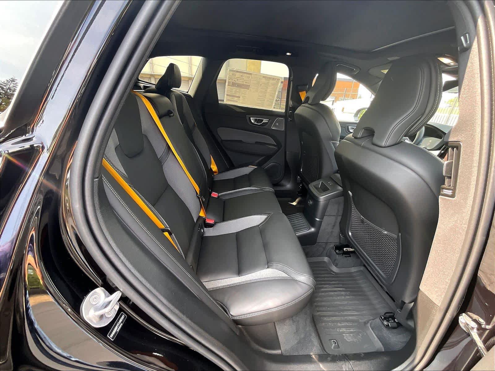 New 2026 Volvo XC60 T8 Polestar w/ Protection Package Premier AWD/4WD image 27
