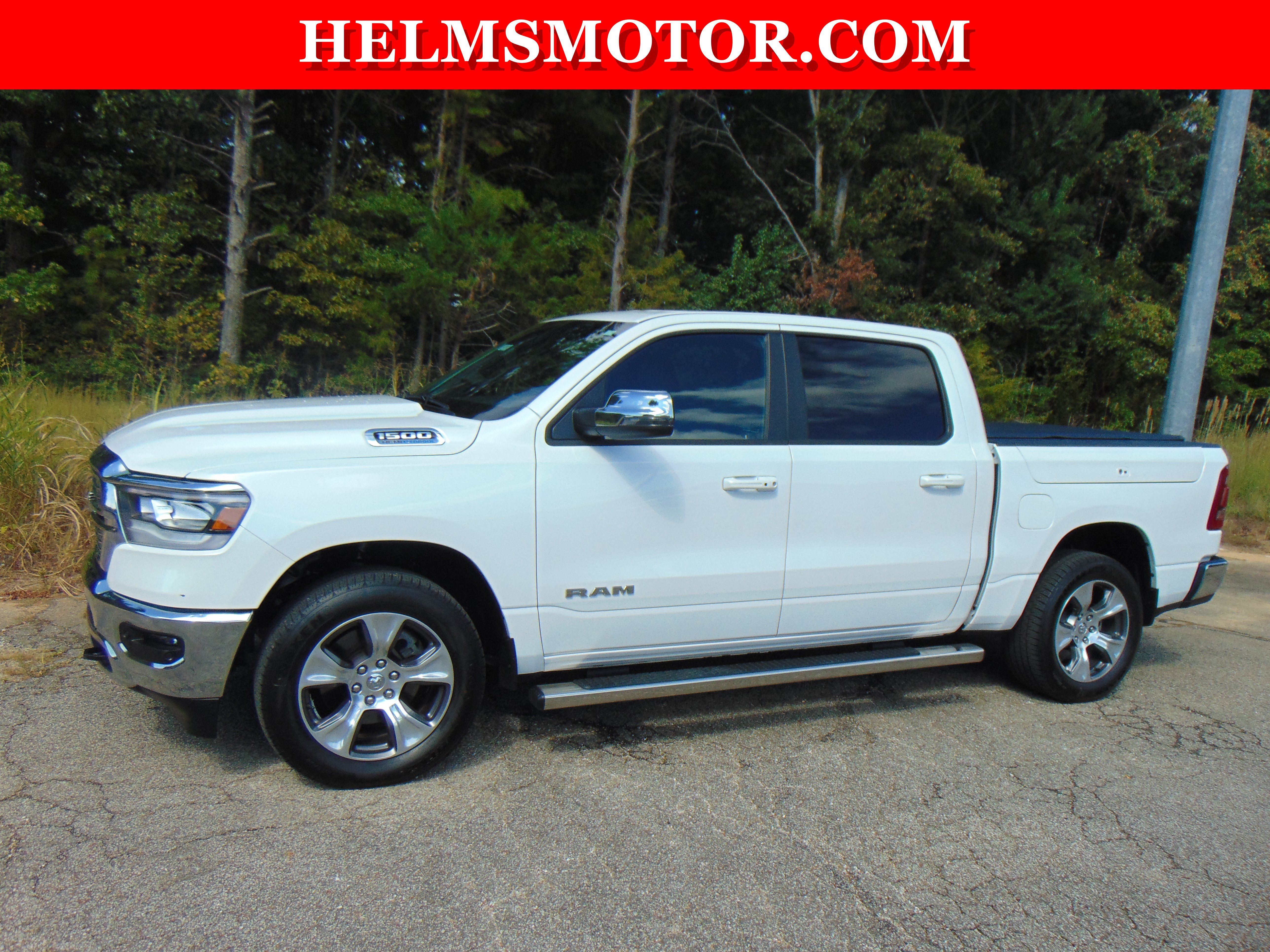 Used 2024 RAM 1500 Laramie AWD/4WD image 4