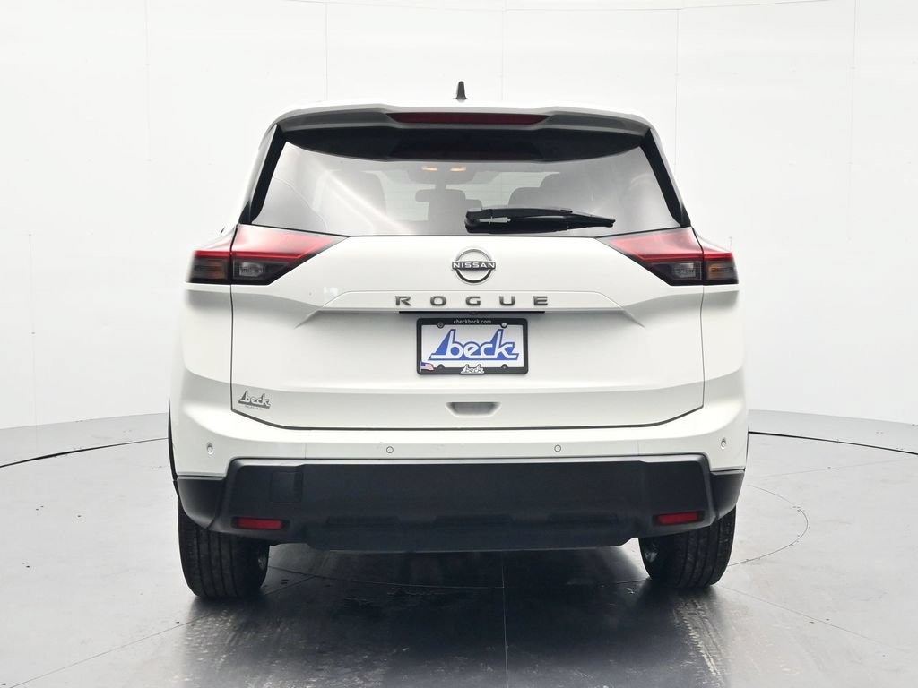 Used 2024 Nissan Rogue S FWD image 6