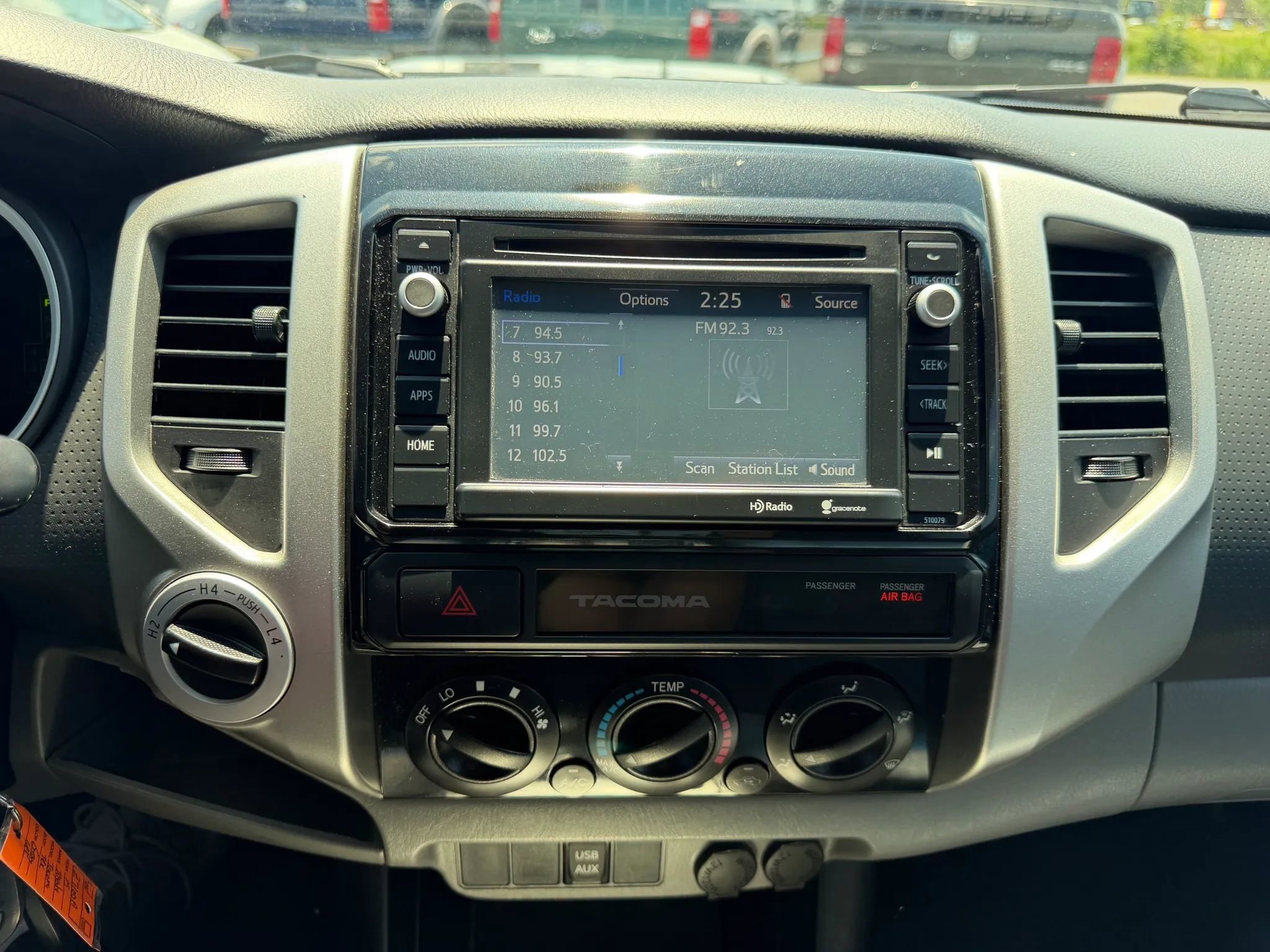 Used 2015 Toyota Tacoma 4x4 Double Cab w/ TRD Sport Package image 16