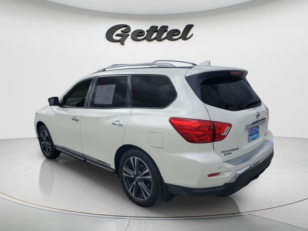 Used 2019 Nissan Pathfinder Platinum FWD image 6