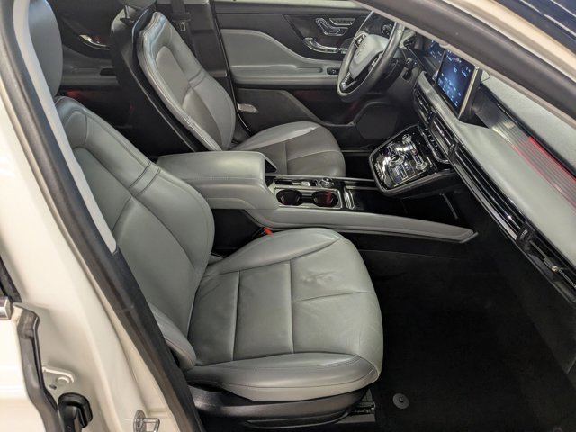 Used 2021 Lincoln Corsair Reserve image 24