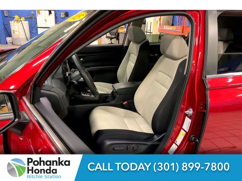 Used 2025 Honda CR-V EX image 18