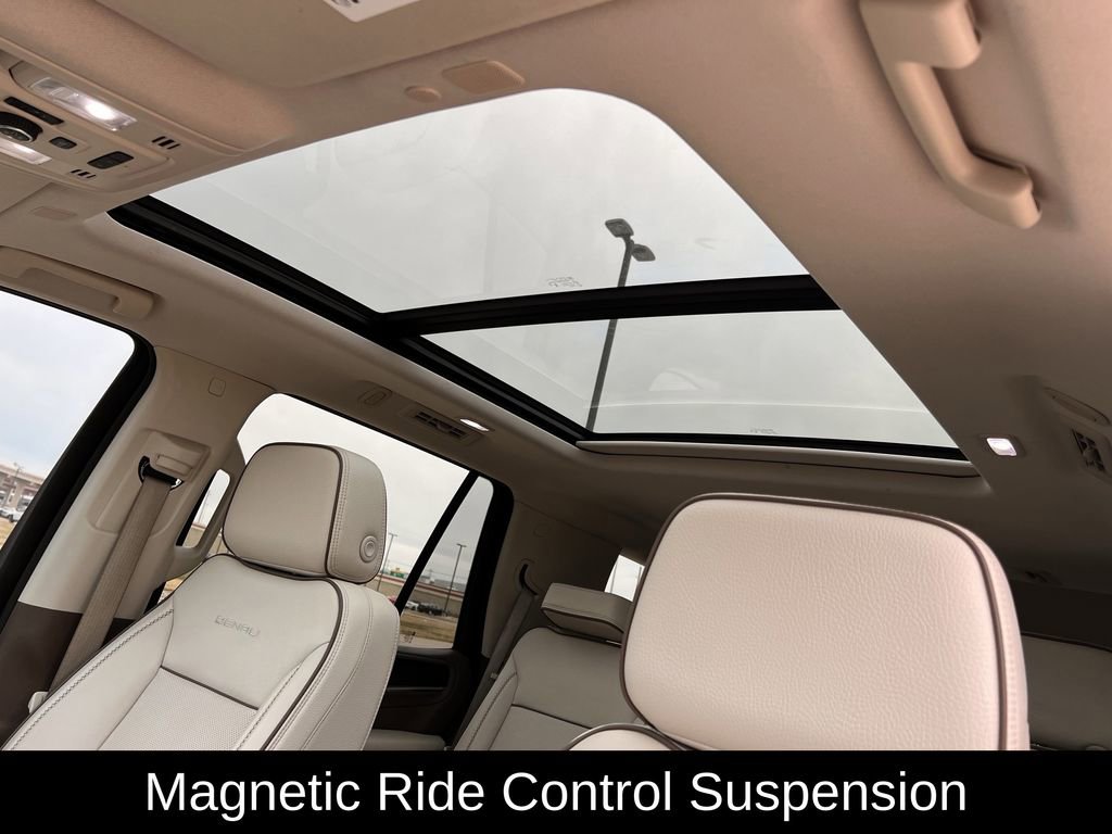 Used 2024 GMC Yukon Denali w/ Max Trailering Package image 27
