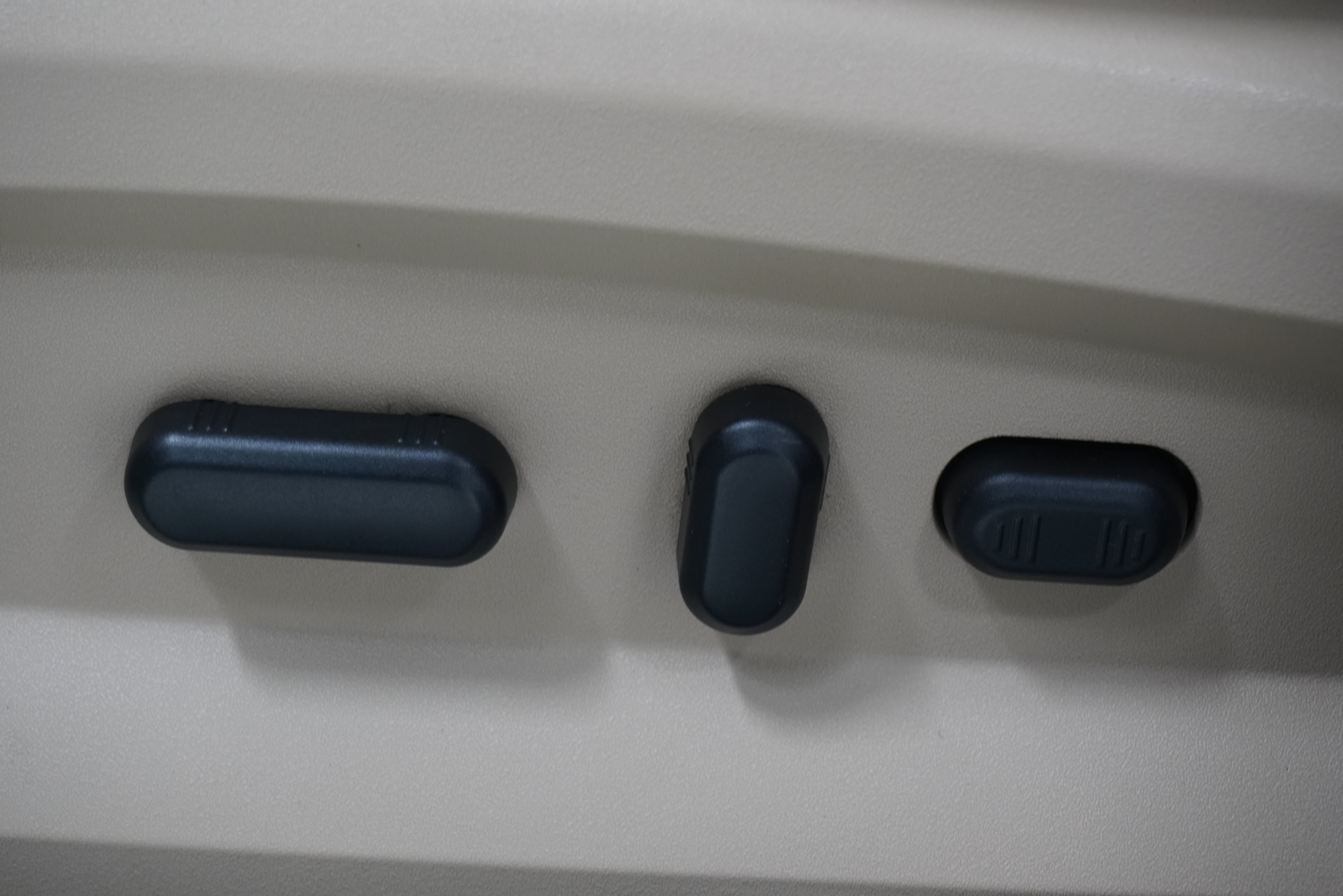 Used 2009 Lincoln MKX 2WD image 11