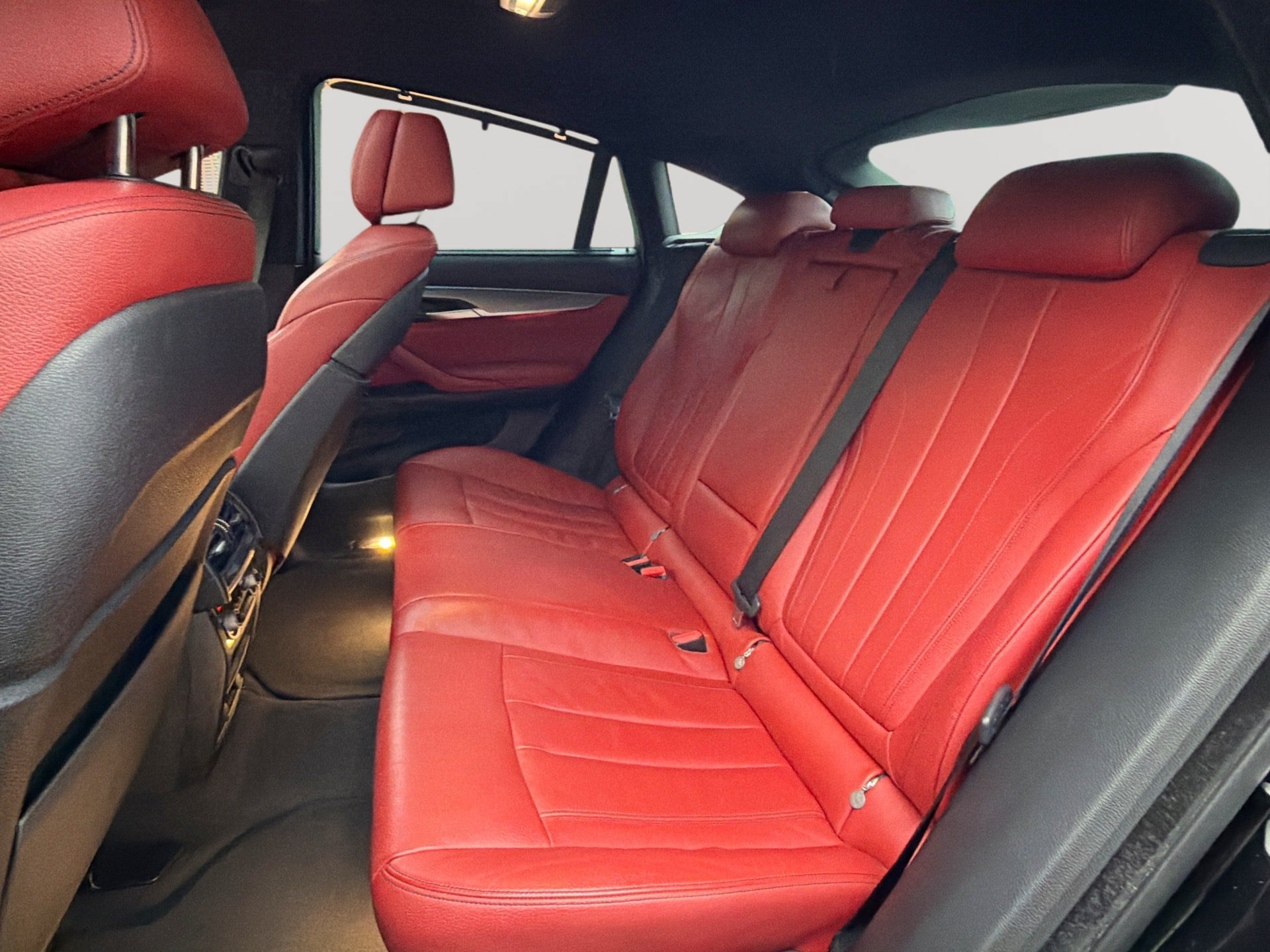 Used 2019 BMW X6 sDrive35i w/ M Sport Package RWD image 26