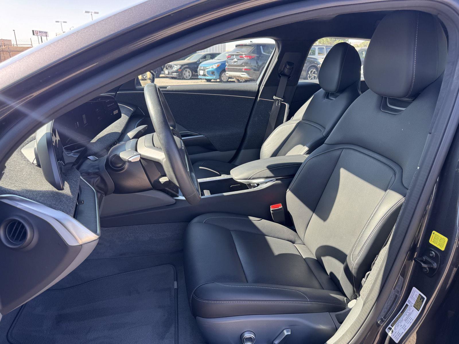 Used 2024 Lucid Air Touring AWD/4WD image 7
