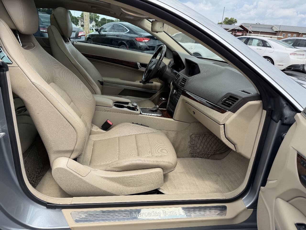 Used 2011 Mercedes-Benz E 550 Coupe image 11