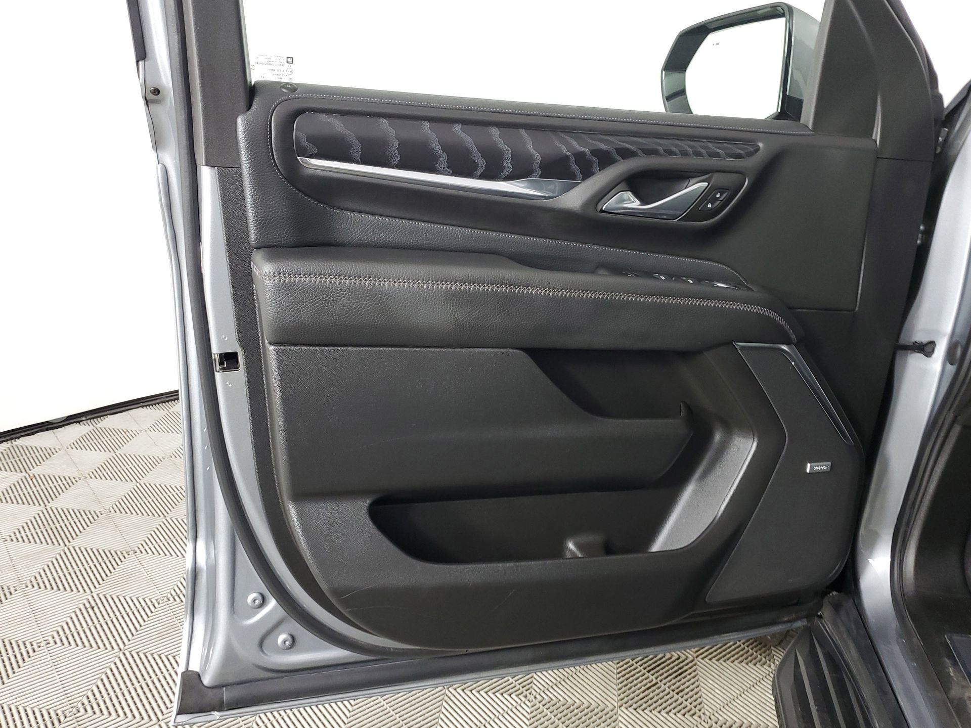 Used 2023 GMC Yukon Denali image 23