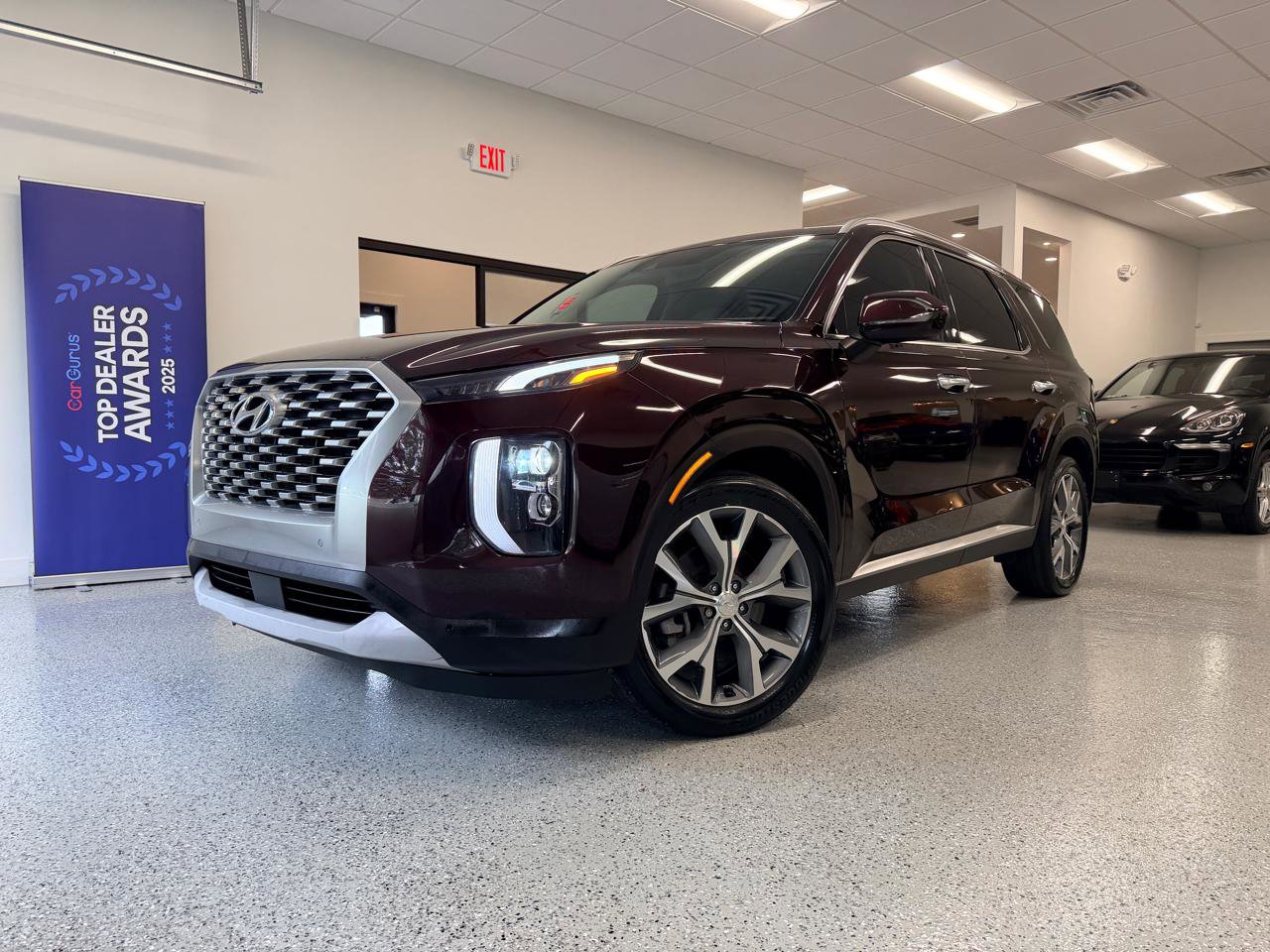 Used 2021 Hyundai Palisade SEL w/ Convenience Package AWD/4WD image 2