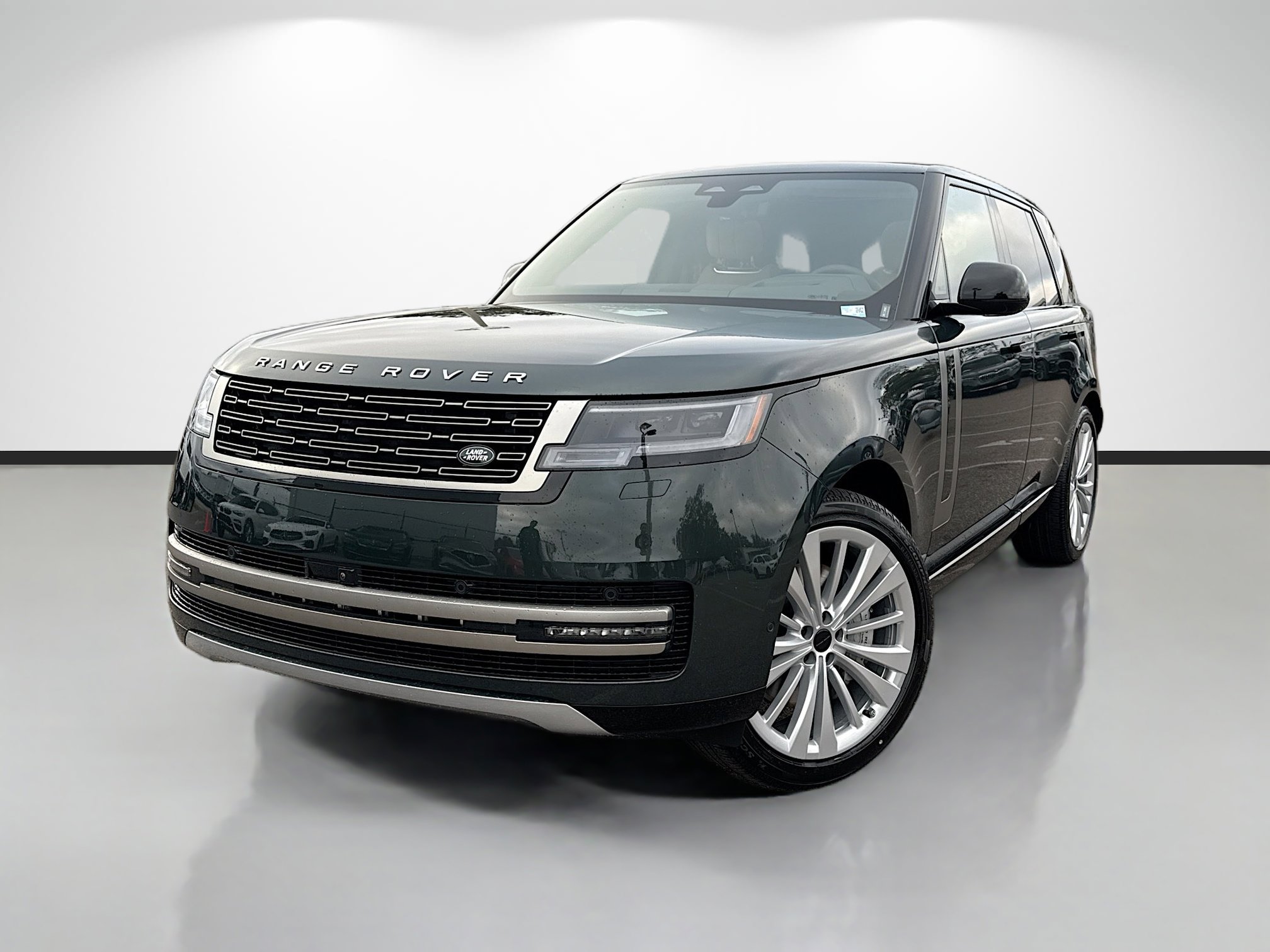 New 2026 Land Rover Range Rover SE image 1