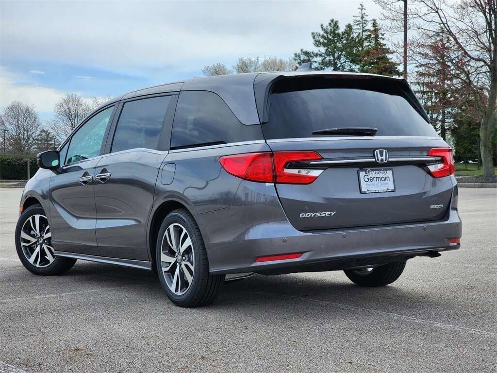 Used 2024 Honda Odyssey Touring image 14