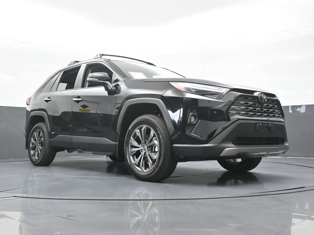 Used 2025 Toyota RAV4 Limited w/ Advanced Technology Package AWD/4WD image 60