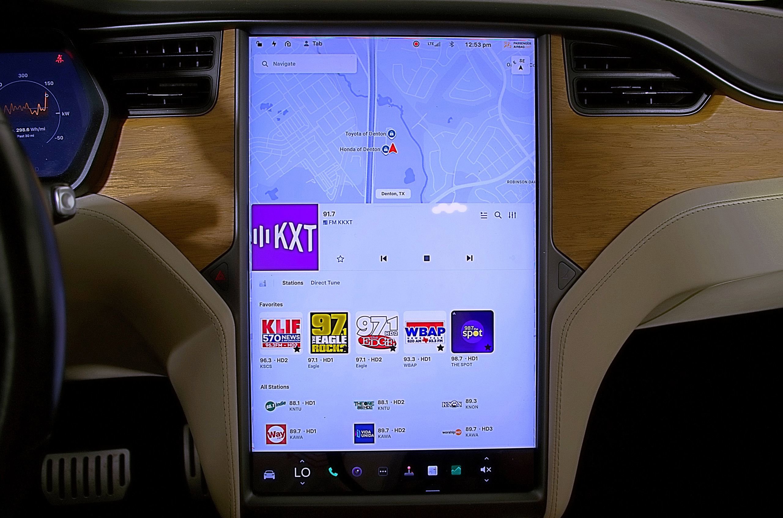 Used 2020 Tesla Model X Performance AWD/4WD image 26