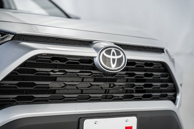 New 2025 Toyota RAV4 XLE Premium image 11