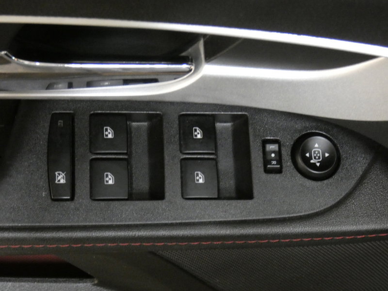 Used 2011 Chevrolet Equinox LT image 21