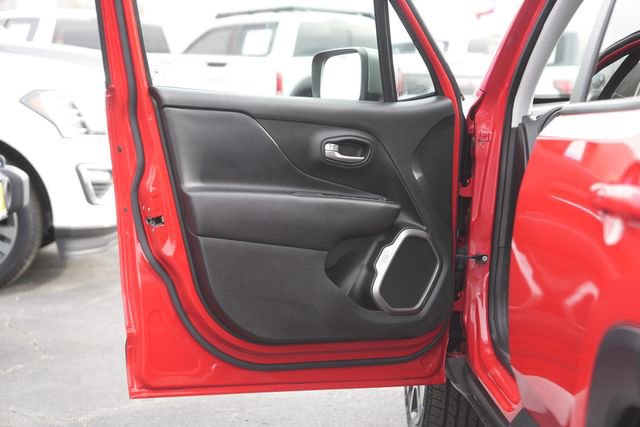 Used 2021 Jeep Renegade Limited image 29