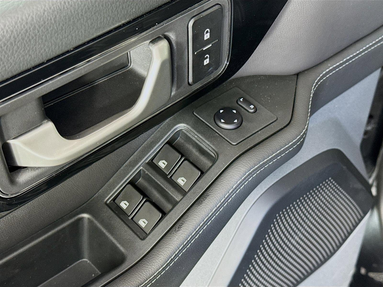 Used 2024 INEOS Grenadier image 17