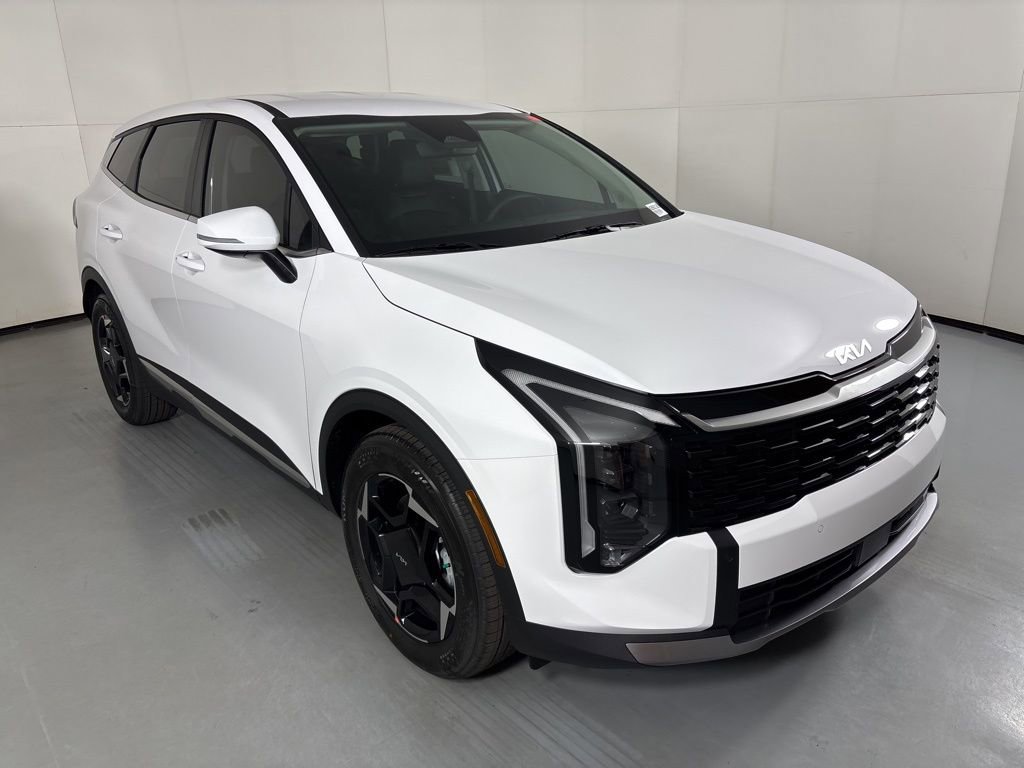 New 2026 Kia Sportage EX image 2